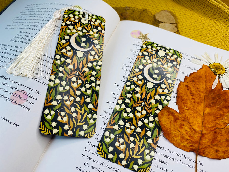 Lily Bookmark